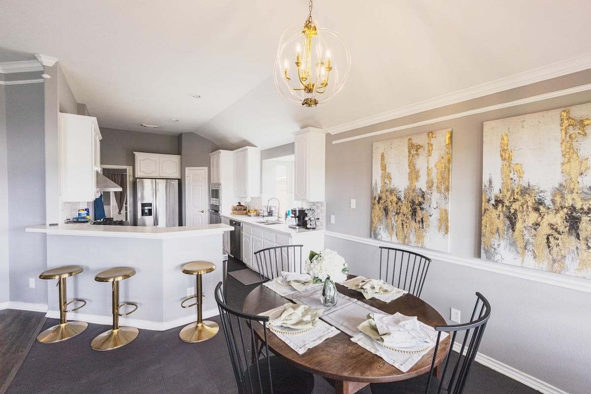 Unwind in our cozy dining area, with its comfortable seating, creating a homey atmosphere.